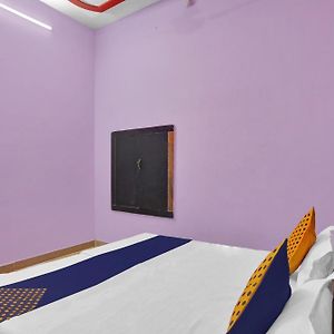 Triple Room Bathroom